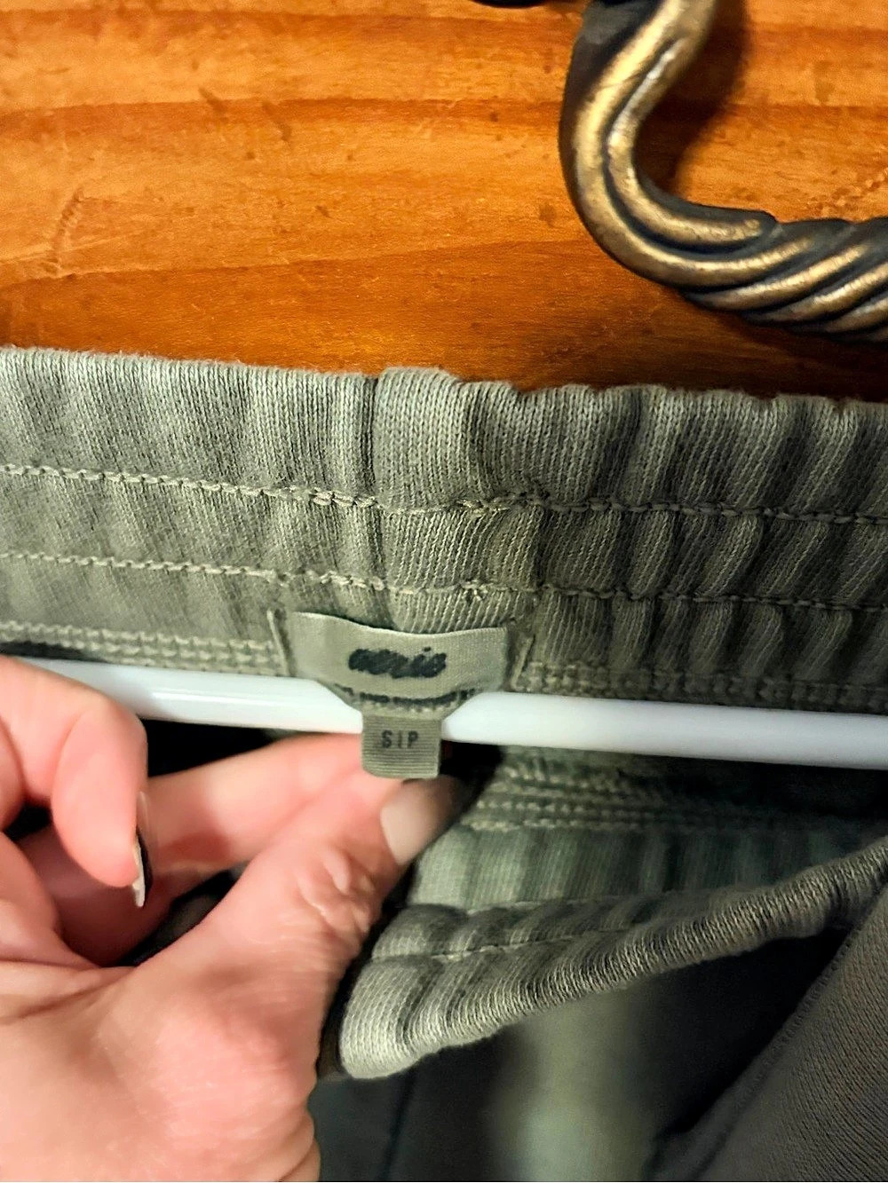 aerie OFFLINE By Aerie Cloud Fleece Seamed Quarter Zip Sweatshirt and shorts - Picture 3 of 3